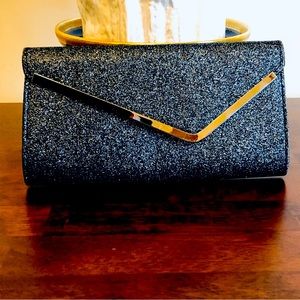 Woman’s After 5 Clutch purse